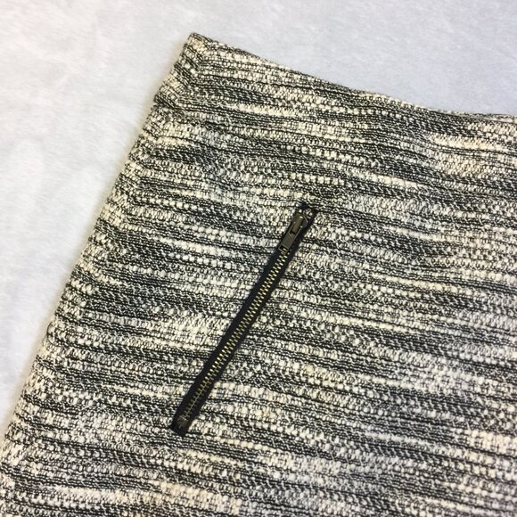Ann Taylor LOFT Mini Pencil Skirt 12P Womans Petite Black White Tweed Zip Pocket - Picture 10 of 12